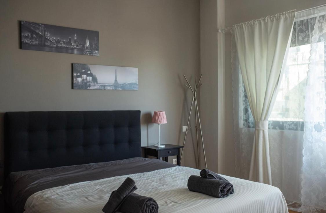 Minimal Brand New Loft Next To Subway Apartment Athens Luaran gambar